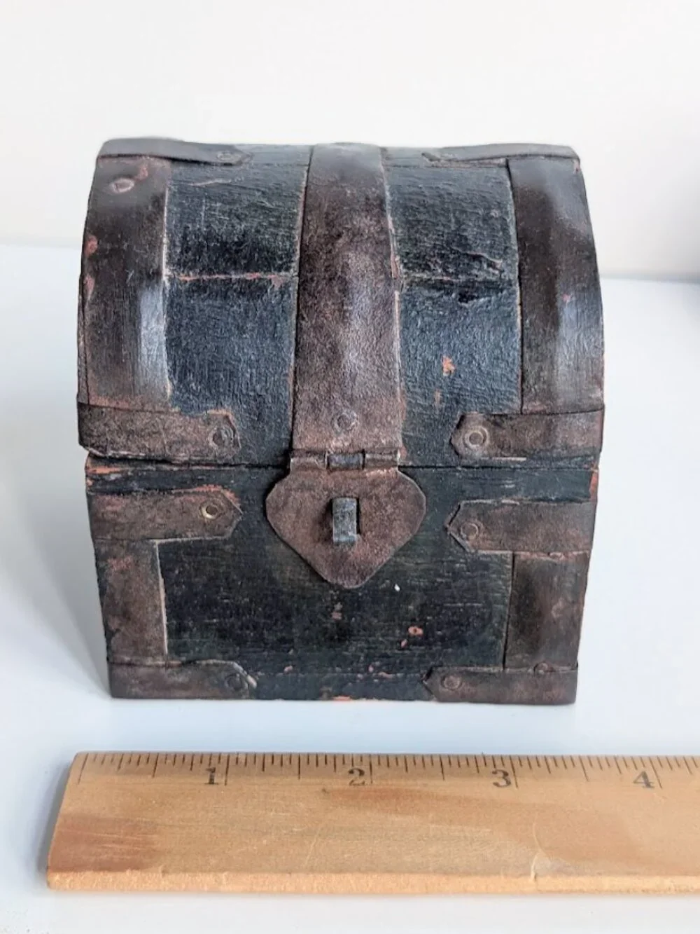 Small Treasure Chest Old Hand Crafted Metal Fitted Storage Box Keepsake Box A
